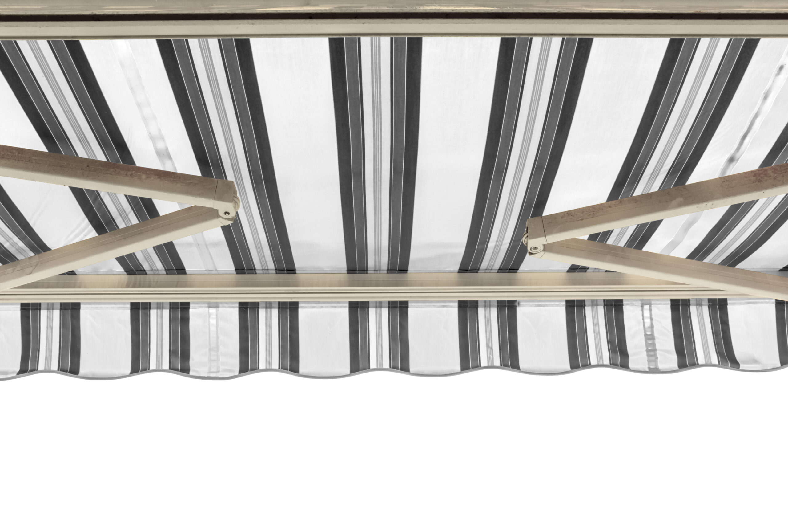 Comment choisir le tissu idéal pour un store banne ?